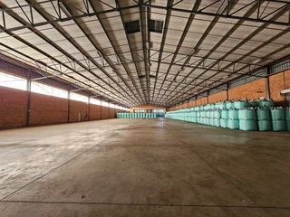 Warehouse available To Purchase in Pomona, Kempton Park