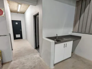 518m2 Warehouse TO RENT/TO LET in Glen Anil | Swindon Property