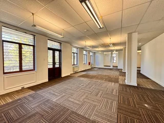 154 sqm Office to Let in Sandton