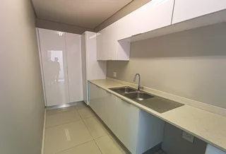 LIVING IN LUXURY - EXECUTIVE HOME IN SECURE ESTATE