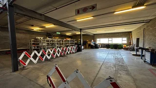 2480m² Warehouse with a 2400m² yard and 2000amp three-phase power supply TO LET in a modern secur...