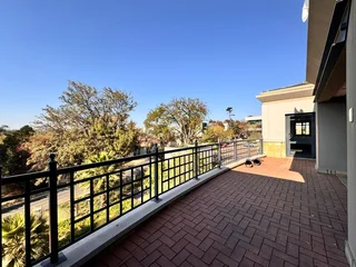 544 sqm Office to Let in Sandton