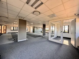 544 sqm Office to Let in Sandton