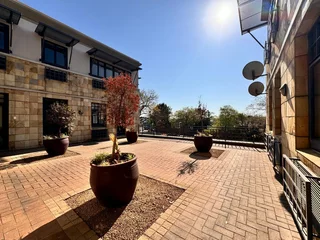 544 sqm Office to Let in Sandton