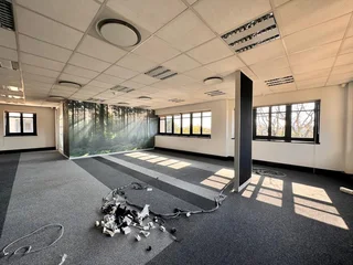 544 sqm Office to Let in Sandton