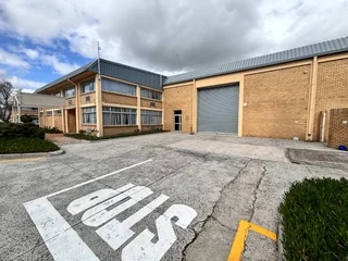 1526 m² Industrial Warehouse TO RENT in a secure park in Montague Gardens | Swindon Property