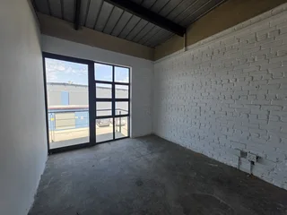 Warehouse available To Let in Pomona, Kempton Park.