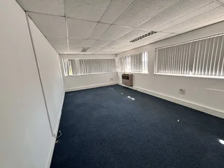 1526 m² Industrial Warehouse TO RENT in a secure park in Montague Gardens | Swindon Property