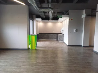 690 Sqm office to let - Irene Centurion