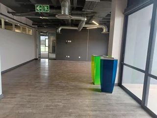 690 Sqm office to let - Irene Centurion