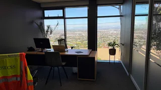 814m² Office to Let | Tygerberg Office Park – Panorama House