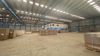 Incredible 2000sqm warehouse availbale