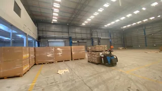 Incredible 2000sqm warehouse availbale