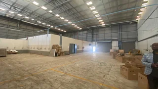 Incredible 2000sqm warehouse availbale