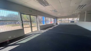 Incredible 2000sqm warehouse availbale