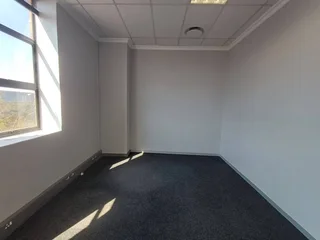 300 Sqm first floor office to let in Highveld Centurion