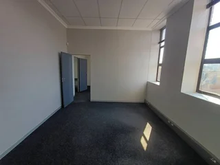 300 Sqm first floor office to let in Highveld Centurion