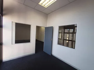 300 Sqm first floor office to let in Highveld Centurion