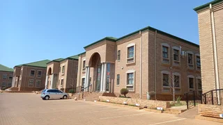 150 Square Meter first floor office to let - Highveld Centurion