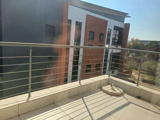 183 Sqm first floor office to let in Highveld Centurion