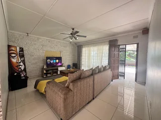 Family Home For Sale In Glen Anil