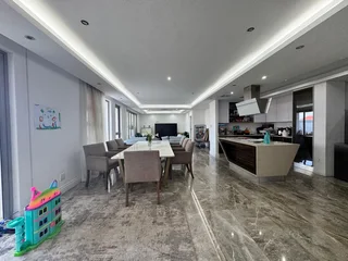 Luxurious 333 sqm Penthouse Garden Corner Apartment For Sale