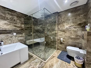 Luxurious 333 sqm Penthouse Garden Corner Apartment For Sale