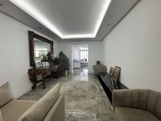Luxurious 333 sqm Penthouse Garden Corner Apartment For Sale