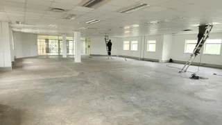 Well-sized office space available to let in Mount Edgecombe