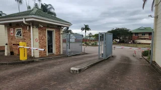 Well-sized office space available to let in Mount Edgecombe