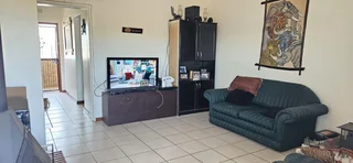 Charming 2-Bedroom Apartment with Scenic Views – Oakdale, Bellville