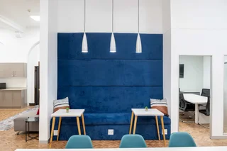 Find office space in Regus Country Club for 5 persons with everything taken care of