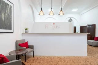 All-inclusive access to coworking space in Regus Country Club.