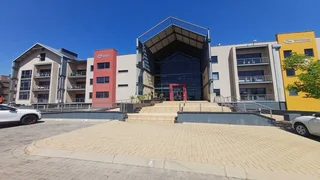 560 Sqm Ground floor office to let - Irene Centurion