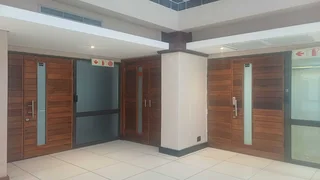 560 Sqm Ground floor office to let - Irene Centurion