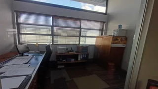 238 sqm office to let - Irene Centurion