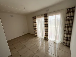 Spacious 2-bedroom And 1-bathroom Apartment In Bosmont. Includes Water and WiFi