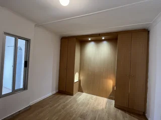 Spacious 2-bedroom And 1-bathroom Apartment In Bosmont. Includes Water and WiFi