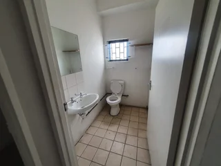 918sqm Warehouse TO RENT in secure park in  Montague Gardens