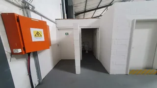 918sqm Warehouse TO RENT in secure park in  Montague Gardens