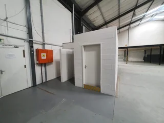 918sqm Warehouse TO RENT in secure park in  Montague Gardens