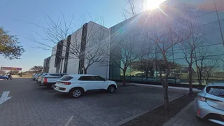 4,000 Sqm Commercial building to let - Centurion