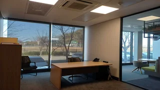 4,000 Sqm Commercial building to let - Centurion
