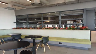 4,000 Sqm Commercial building to let - Centurion