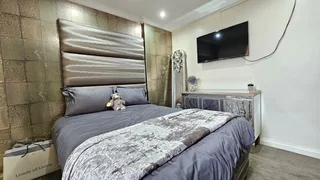 Stylish Furnished 2-Bed, 2-Bath Apartment in African Palm – Prime Umhlanga Location