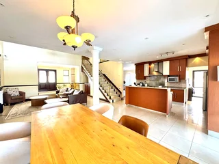 Izinga – Luxury 4 Bedroom Home To Let