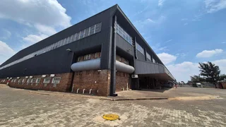 High-Exposure 8,558sqm Logistics Warehouse with 500 Amps Power &amp; Dock-Level Loading