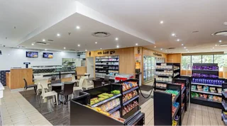 2083 sqm Office to let in Sandton