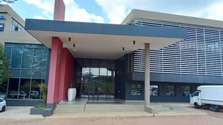 Secure office and great location in Highveld Centurion
