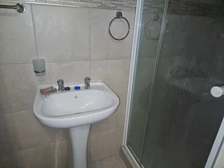 Modern one bedroom flat